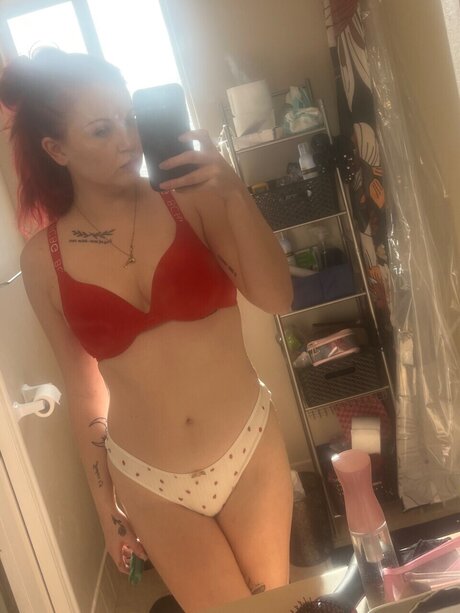 Naken läckt OnlyFans-bild av Lovely21