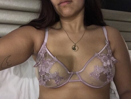 Foto nua vazada do OnlyFans de Clementine