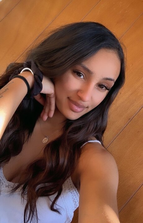 Nacktes geleaktes OnlyFans-Foto von Mariah