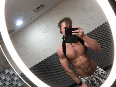 Alaston vuotanut OnlyFans-kuva Topdownload
