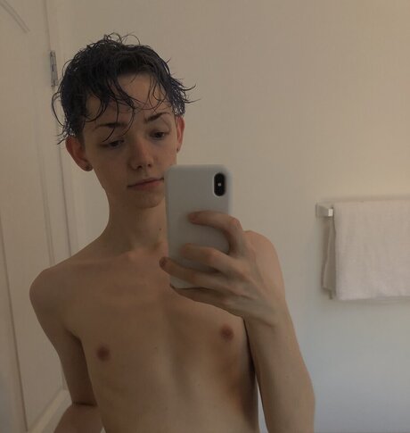 Naken lekkede OnlyFans-bilde av Nathanvierke