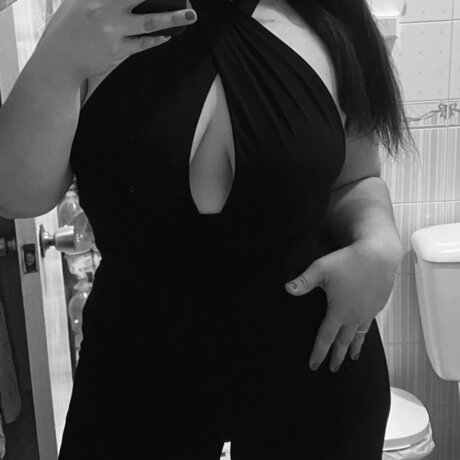 Alaston vuotanut OnlyFans-kuva Klaudia
