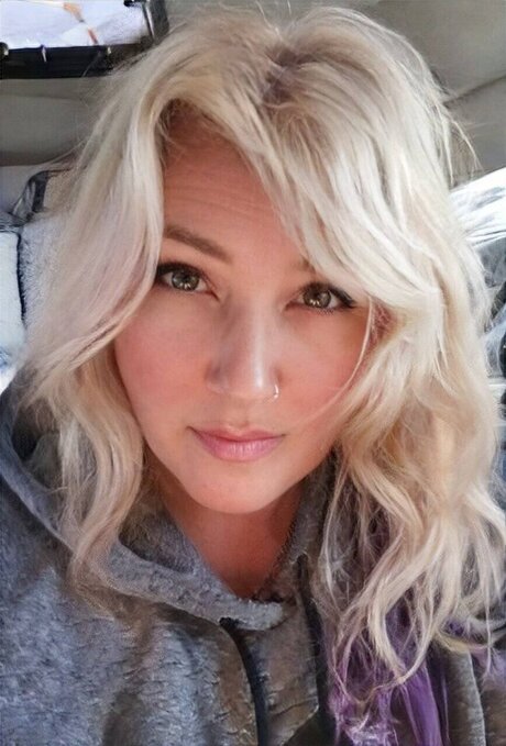 Naken läckt OnlyFans-bild av Deviouslild