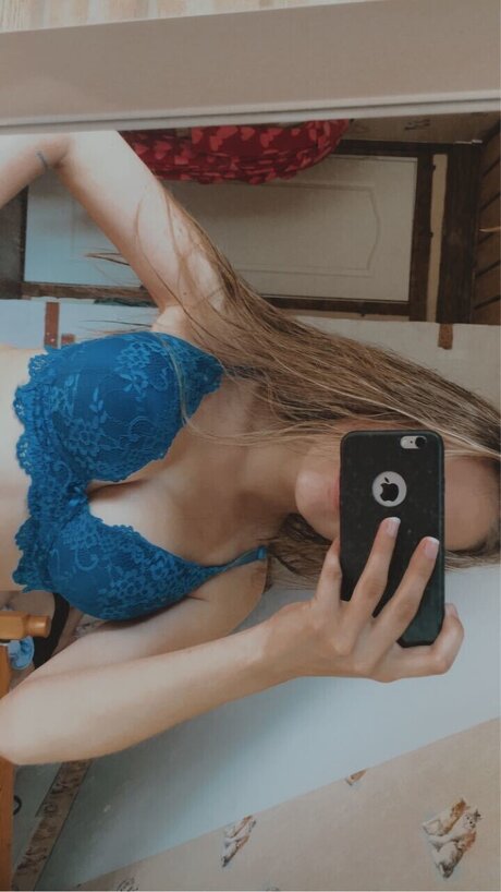 Naken läckt OnlyFans-bild av Angel