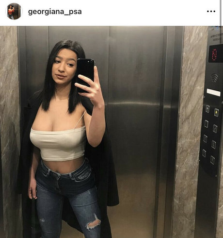 Foto desnuda filtrada de OnlyFans de Georgianapsa