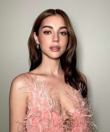 Adelaide Kane