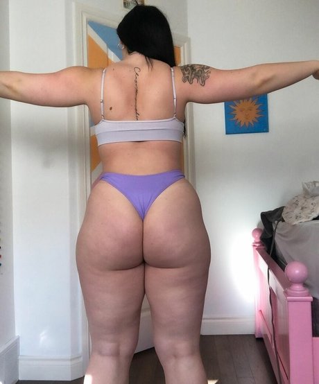 Nøgent lækket OnlyFans-billede af Beesbooty