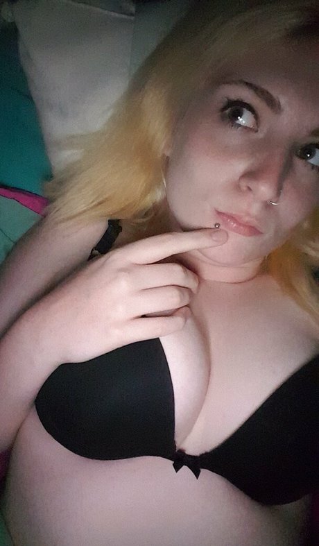 Nahá fotka uniklých OnlyFans od Prinxessxnikki