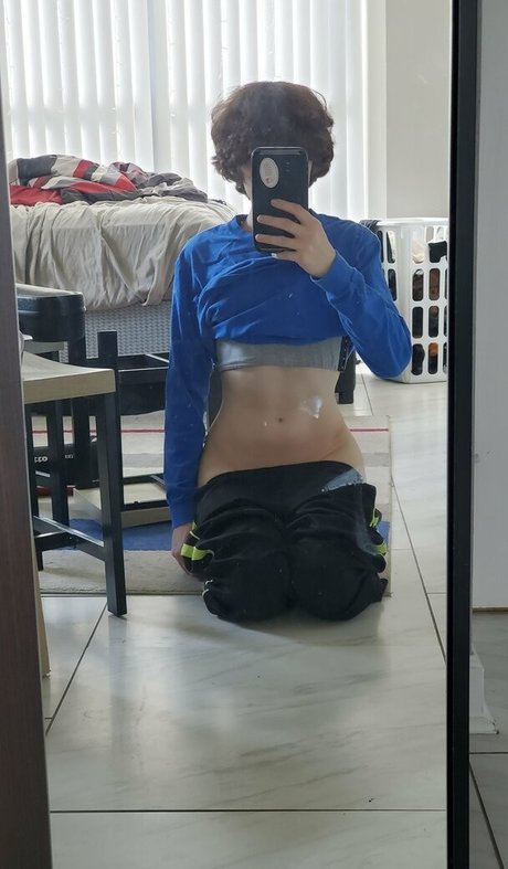 Обнаженная фотография утечки OnlyFans от Xaviey