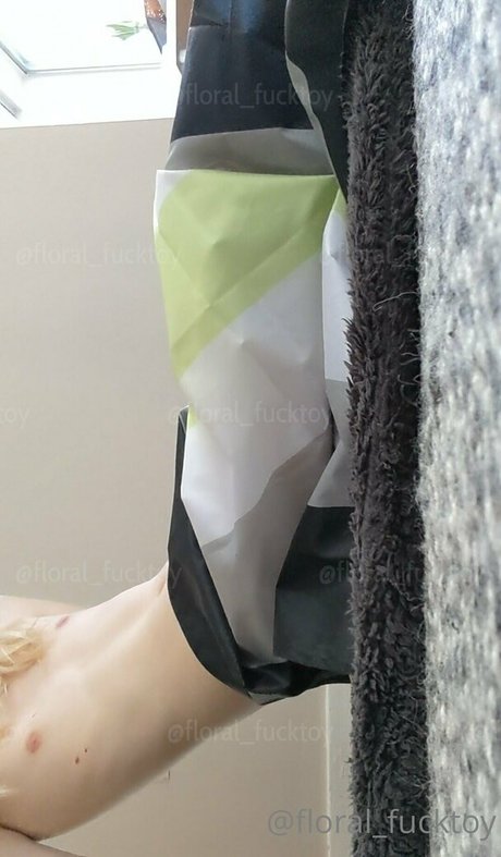 Floral_fucktoy
