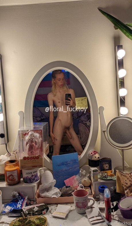 Floral_fucktoy