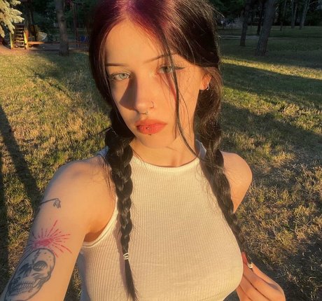 Nahá fotka uniklých OnlyFans od Nasteaaaa