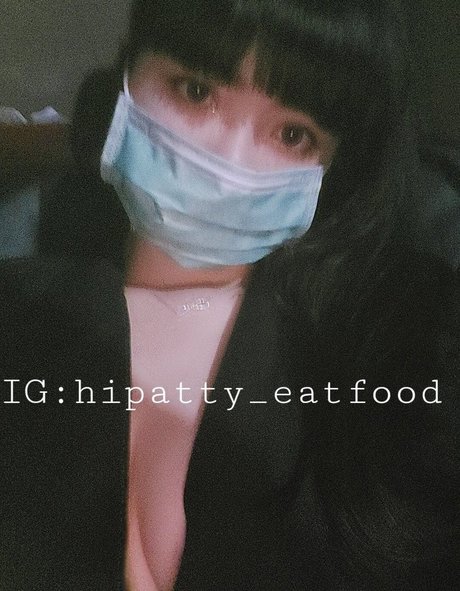 Hipatty_eatfood