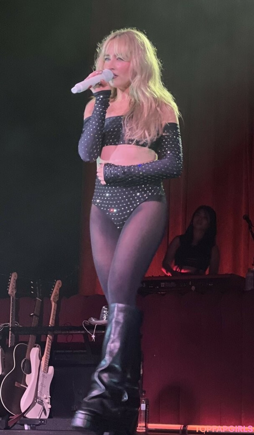 Sabrina Carpenter nude leaked OnlyFans photo #1162