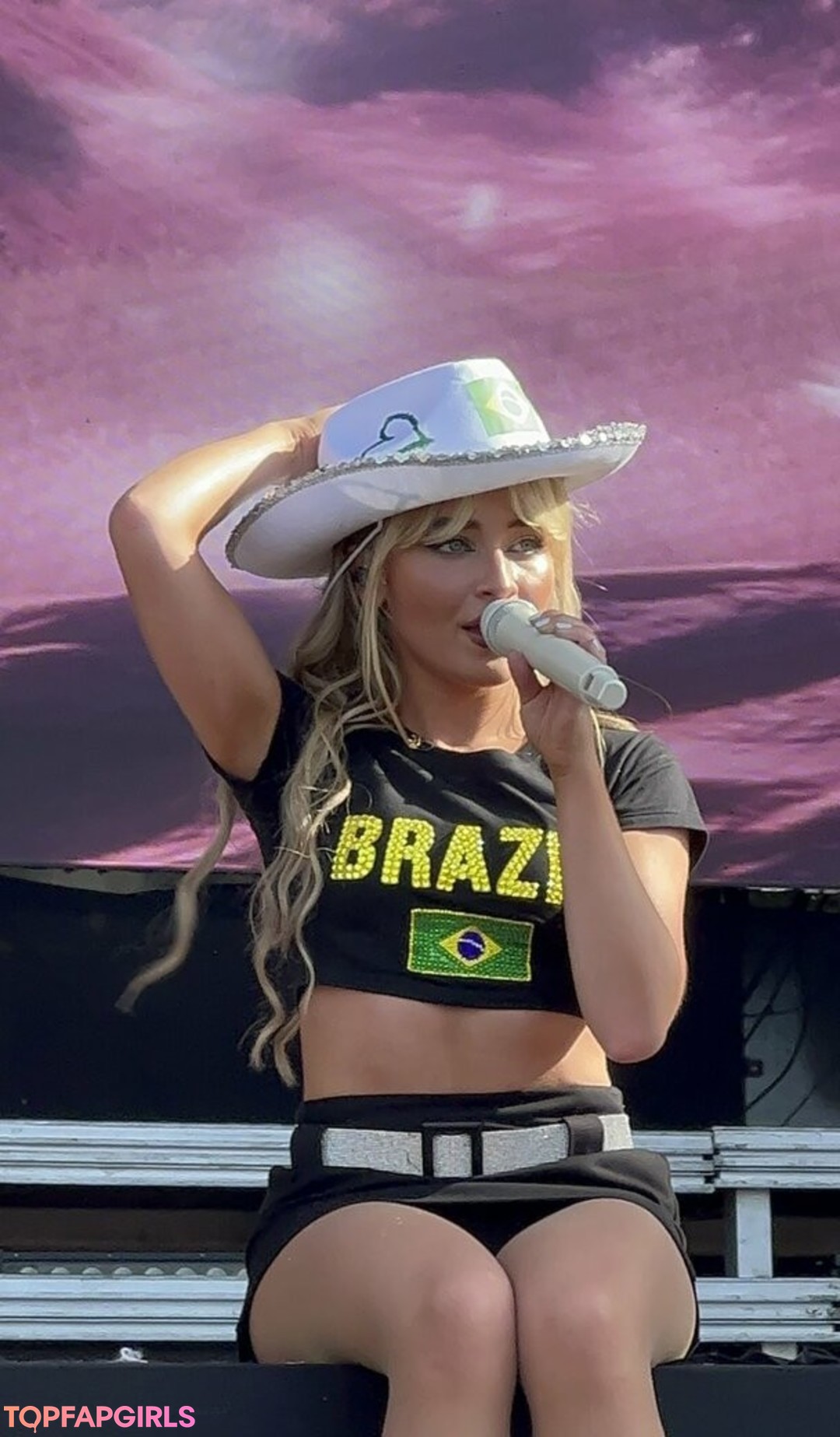 Sabrina Carpenter nude leaked OnlyFans photo #1326