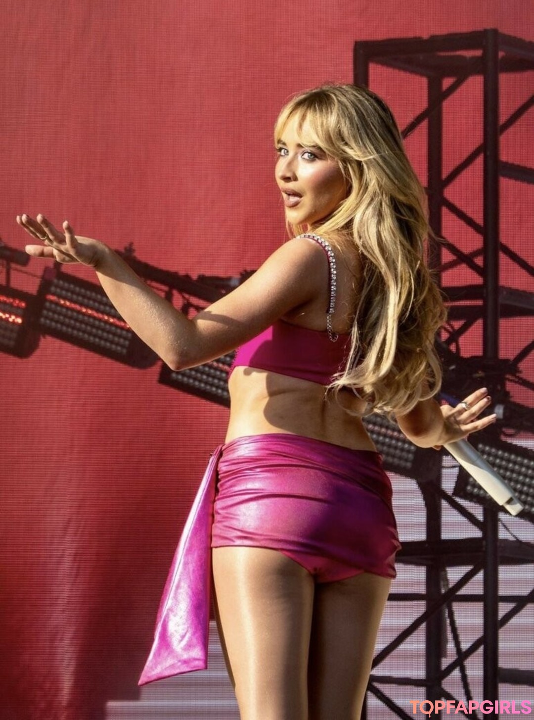 Sabrina Carpenter nude leaked OnlyFans photo #1548