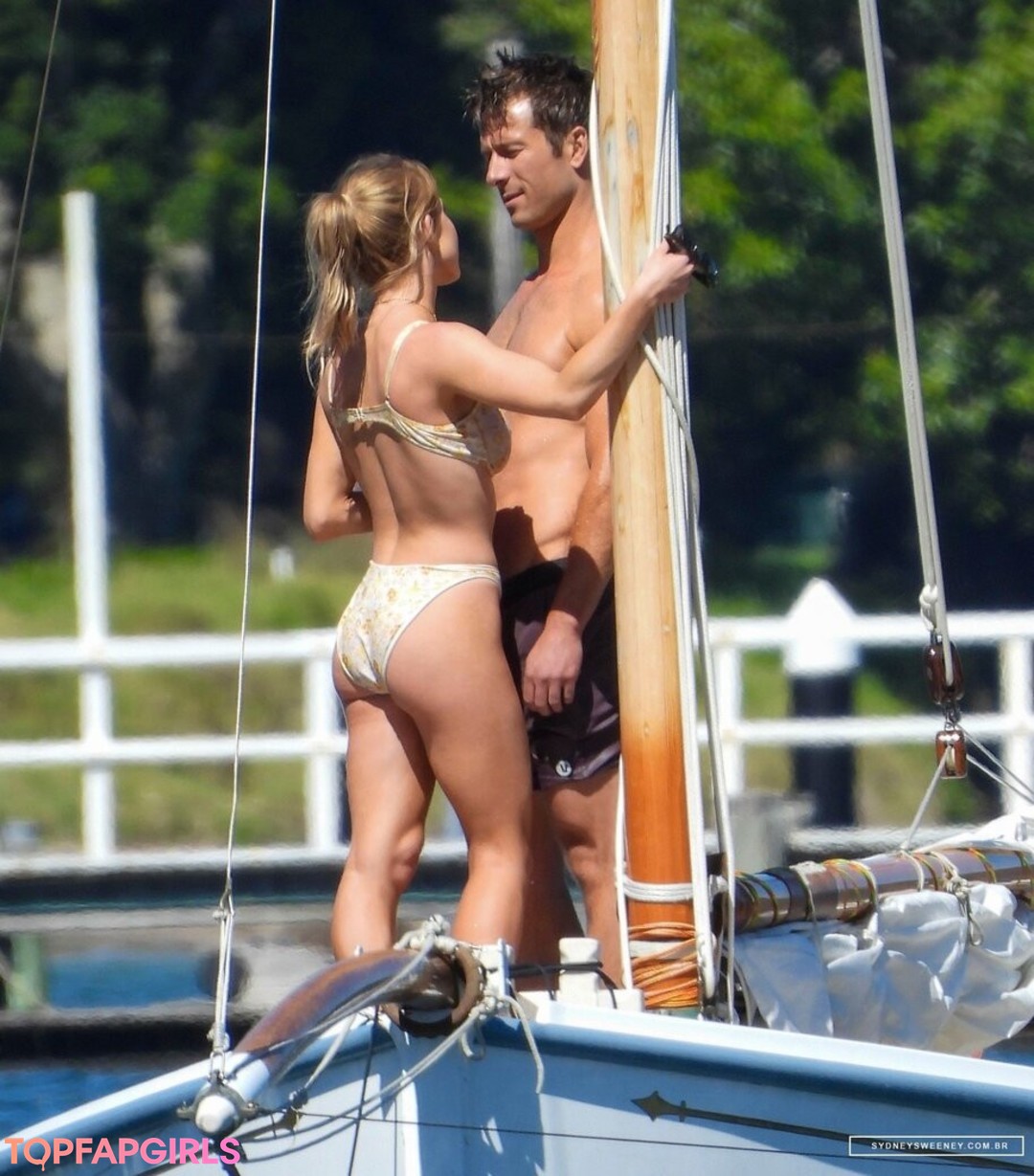 Sydney Sweeney nude leaked OnlyFans photo #1549