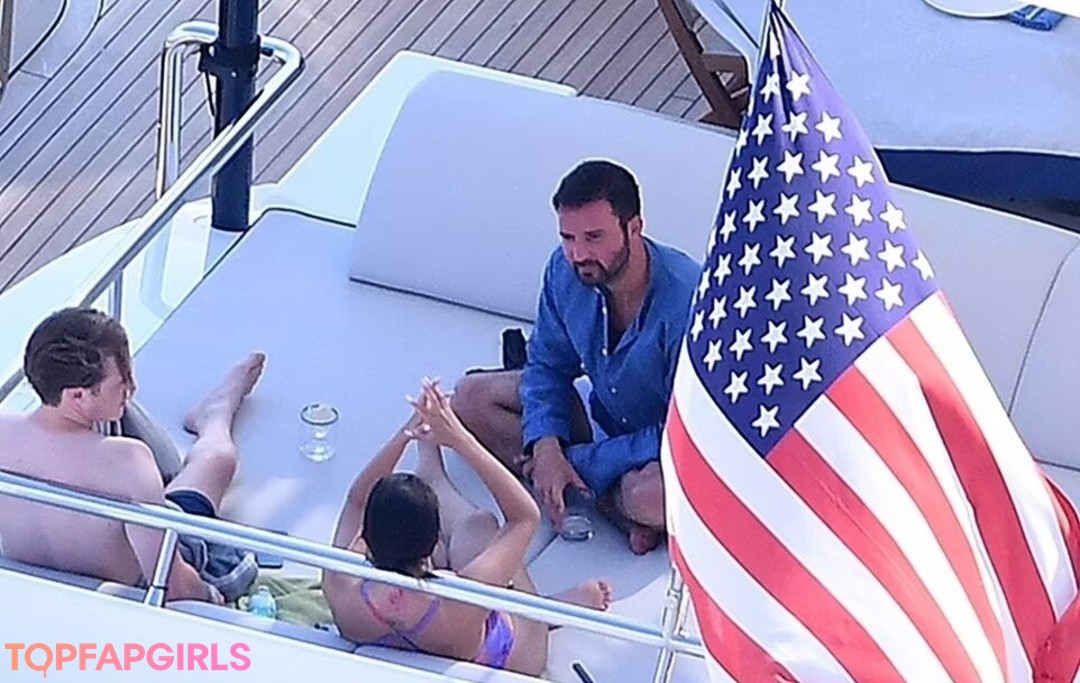 Selena Gomez nude leaked OnlyFans photo #1234