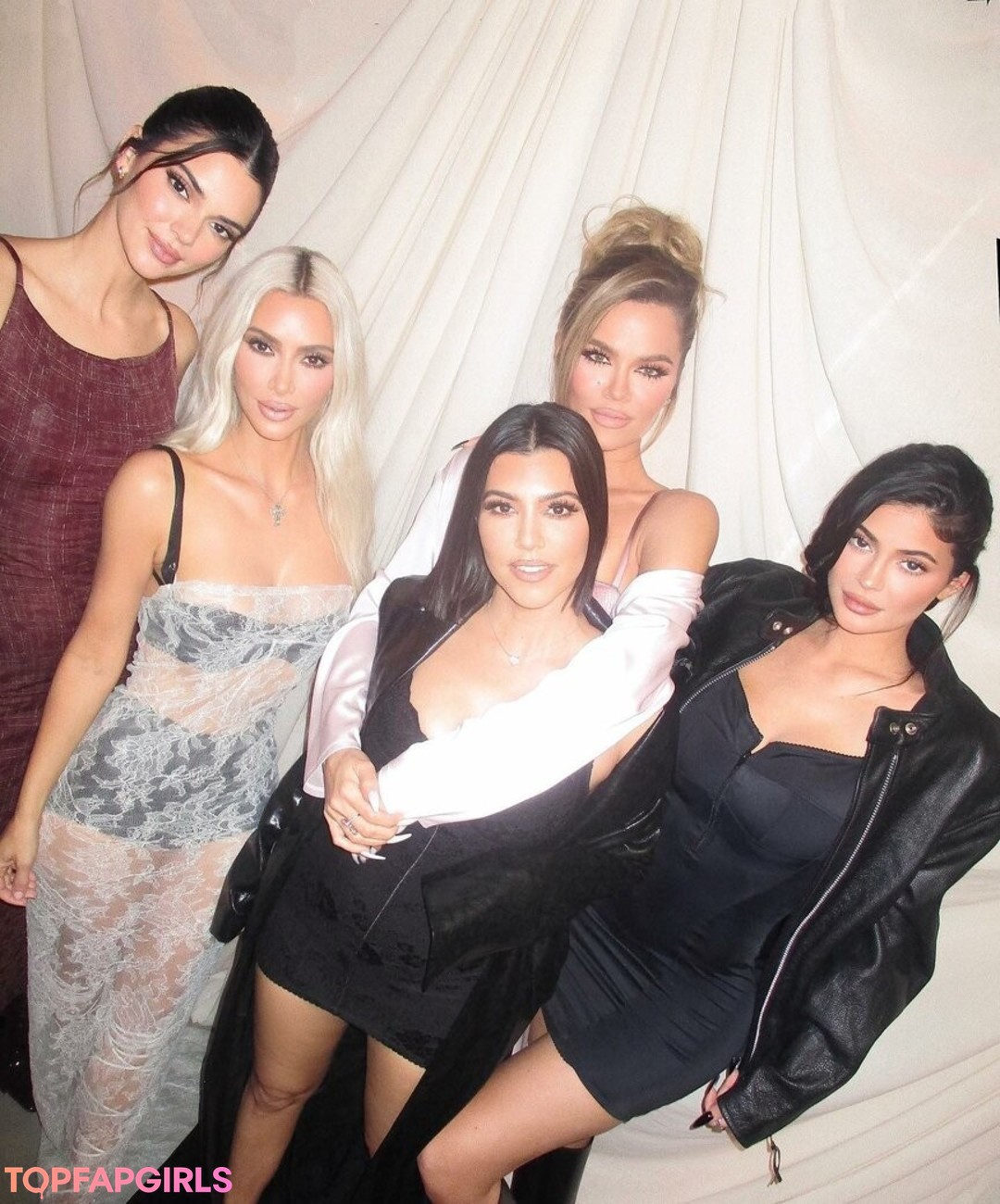 Kim Kardashian nude leaked OnlyFans photo #1082