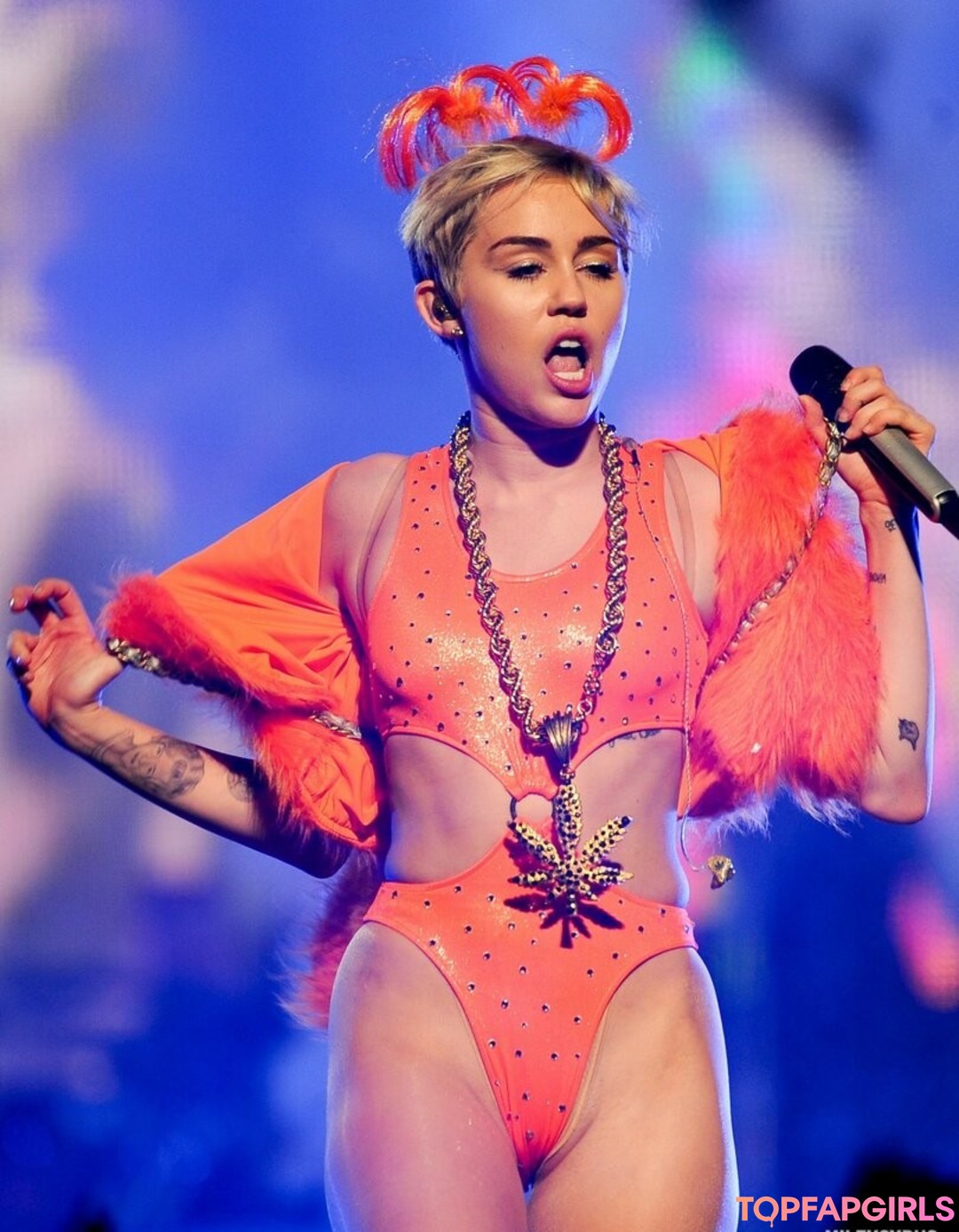 Miley Cyrus nude leaked OnlyFans photo #1265