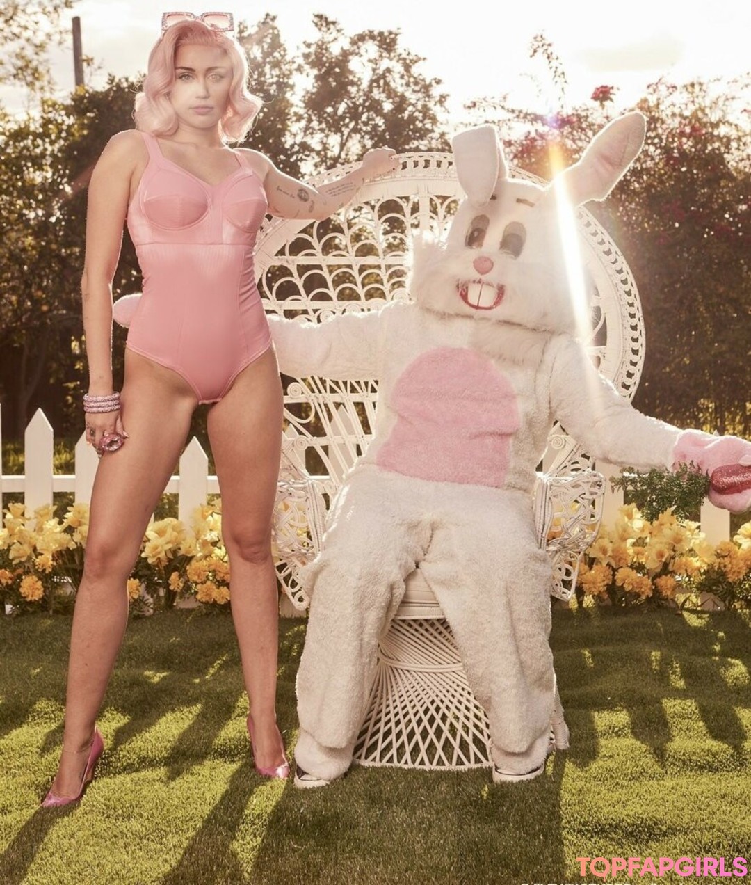 Miley Cyrus nude leaked OnlyFans photo #1800