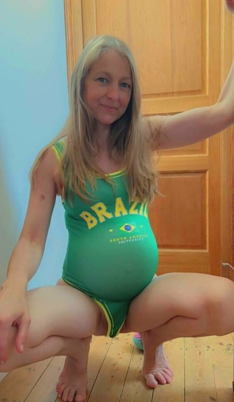 Pregnant-step-sister