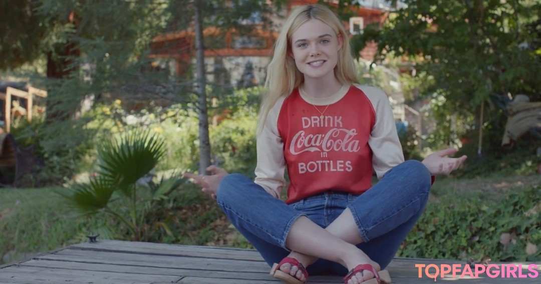 Elle Fanning nude leaked OnlyFans photo #1230