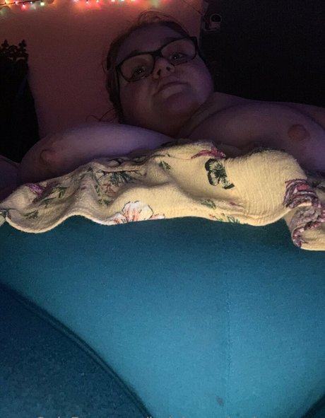 Nahá fotka uniklých OnlyFans od Ladykeepsherlegsopen