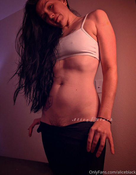 Aliceblack