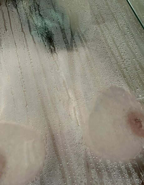 Corrinvalentinecosplay