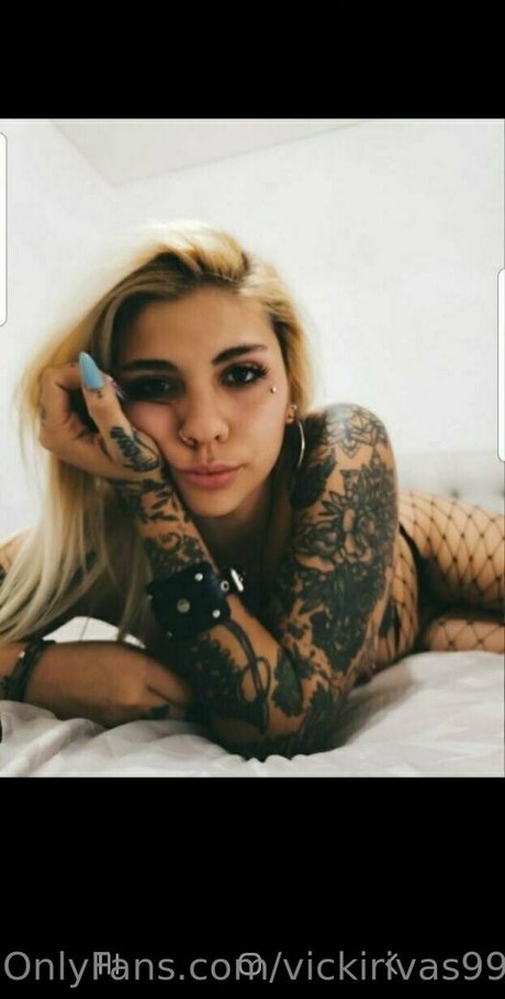 Vickirivas99
