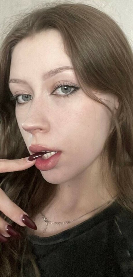 Naken lekkede OnlyFans-bilde av Poisonngirl