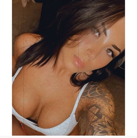 Nahá fotka uniklých OnlyFans od Missl0vely91