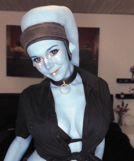 Alaston vuotanut OnlyFans-kuva Holominxcosplay