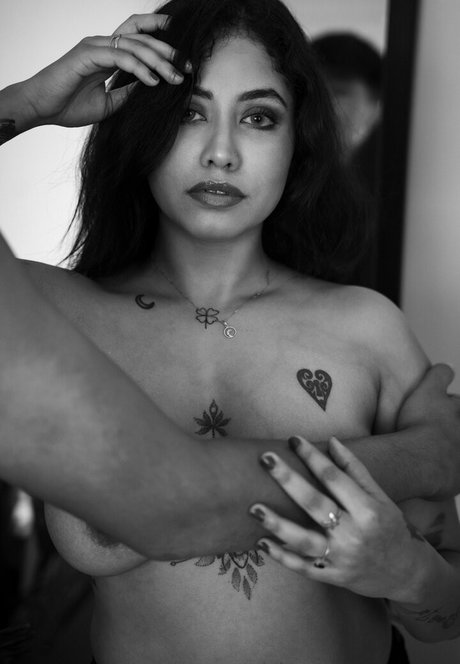 Chandrika Passionica