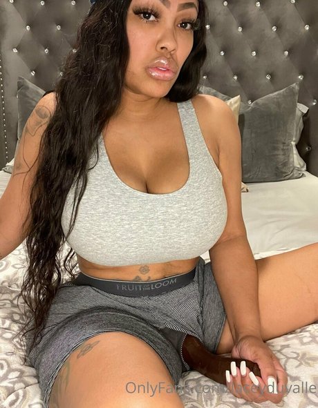 Laceyduvalle