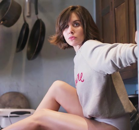 Naken lekkede OnlyFans-bilde av Alison Brie