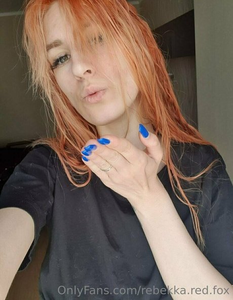 Rebekkaredfox