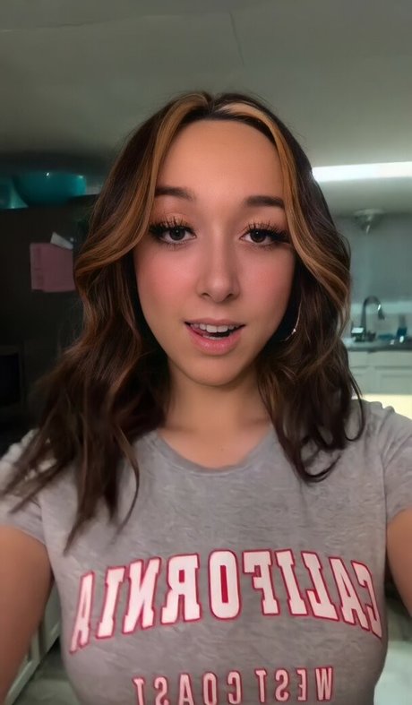 Обнаженная фотография утечки OnlyFans от Presley Jordan