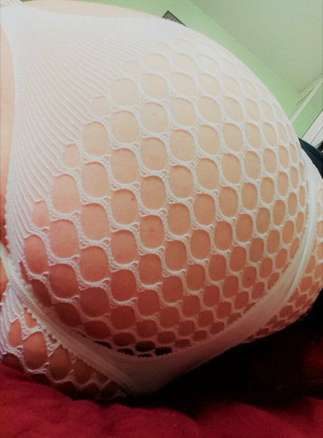 Nahá fotka uniklých OnlyFans od Maturebustymom