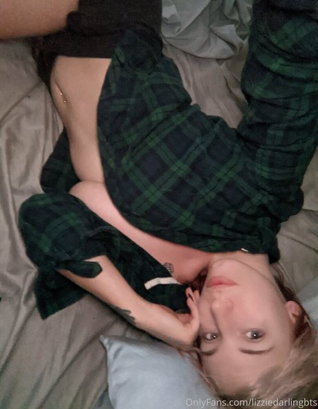 Photo nue de fuite OnlyFans de Thepigeonbrat