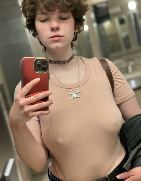 Nacktes geleaktes OnlyFans-Foto von Xpurrrsephone