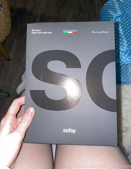 Pantyhose_princess99