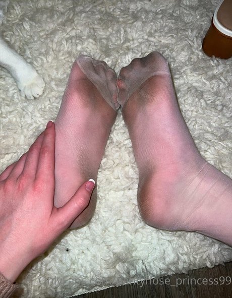 Pantyhose_princess99