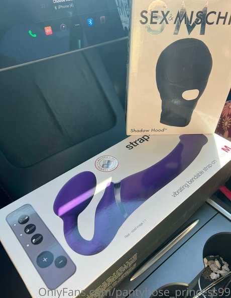 Pantyhose_princess99