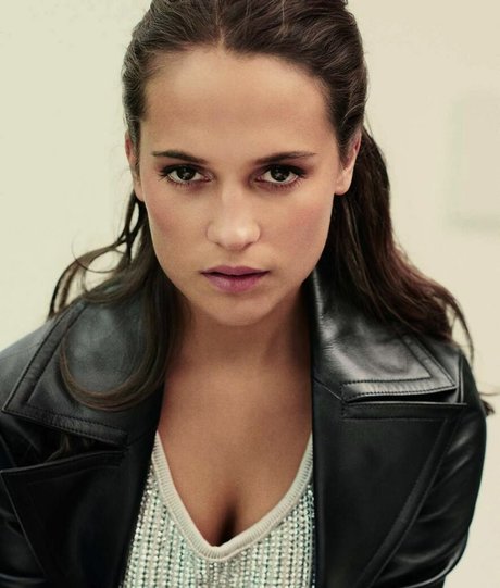 Alicia Vikander