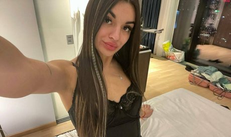 Alaston vuotanut OnlyFans-kuva Katarinapopova