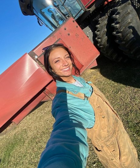 Thefarmergrayce nude leaked OnlyFans photo