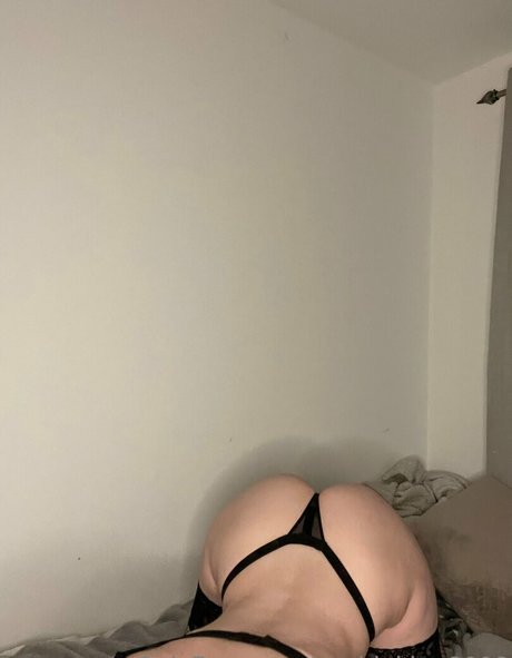 Naken läckt OnlyFans-bild av Sophieking8008