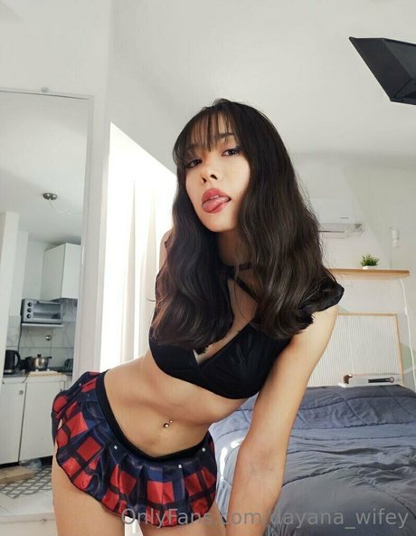 Dayana_wifey